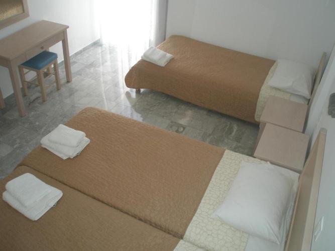 Standard Triple room with mountain view