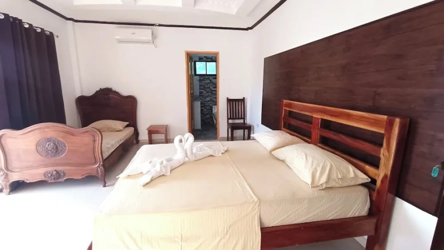 1 Bedroom Standard Single Family room with garden view