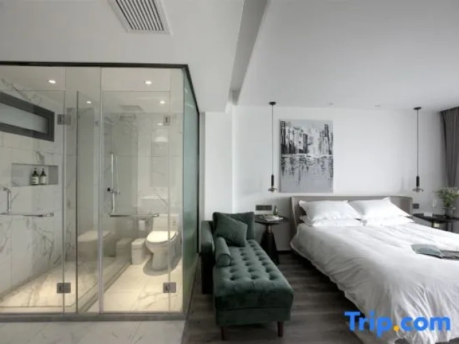 Standard Double room with river view