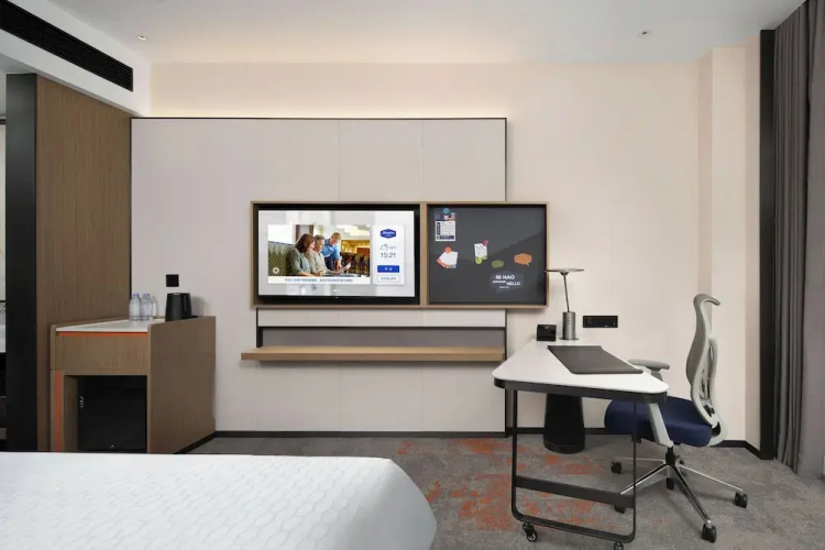 Hampton by Hilton Yichun
