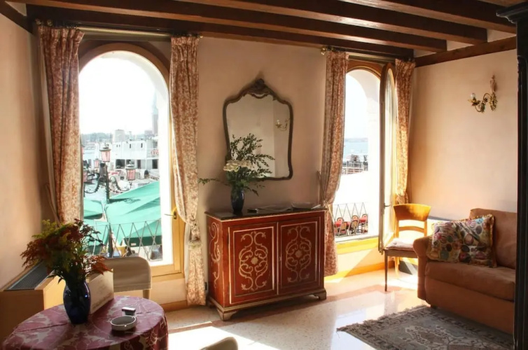 San Simeon Apartments