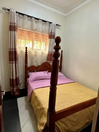 Makanga Hill Suites