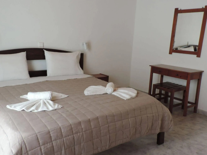 Madares Hotel