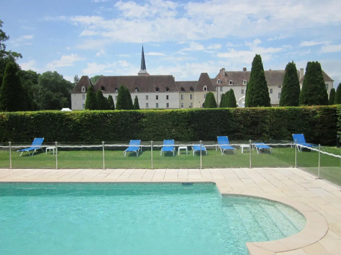 Chateau de Gilly