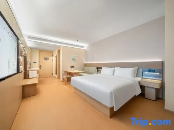 Standard Double room with river view