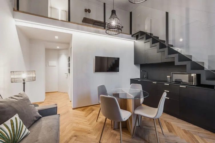 2 Bedrooms Deluxe Apartment