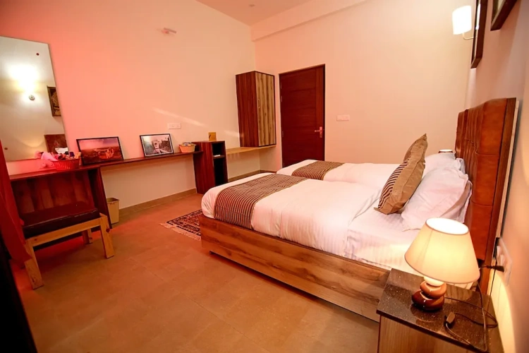 Standard Twin room