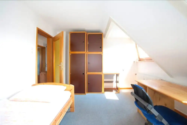 PRIVATE APARTMENT SCHÖNBERGSTRAßE