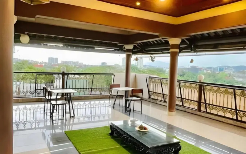 Nam Phuong Riverside Villa