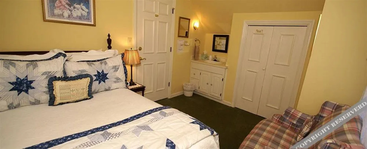 The Cannonboro Inn