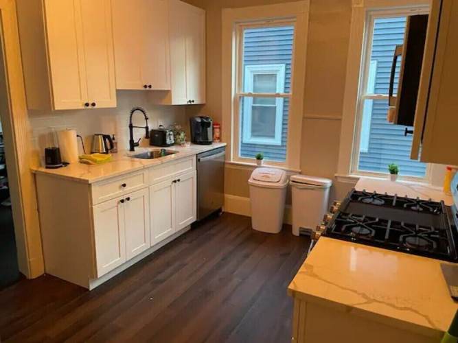 Homestay In Fields Corner Area Boston