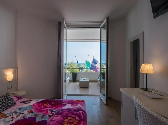 Deluxe Double room with sea view