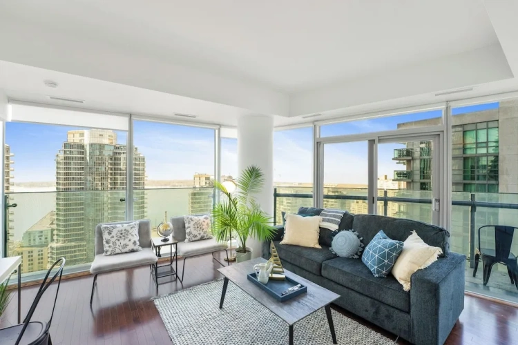 3 Bedrooms Apartment with balcony