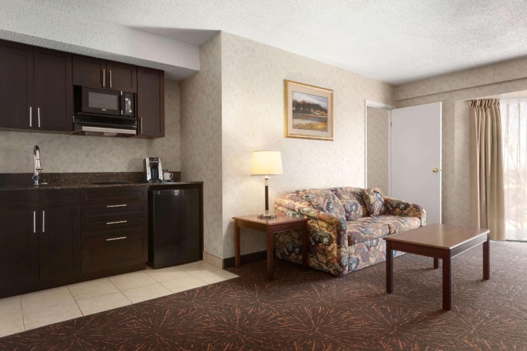 Double Suite
