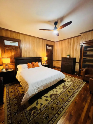 Highland Inn