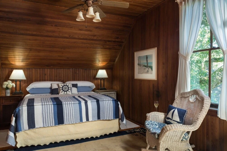 Superior Quadruple room