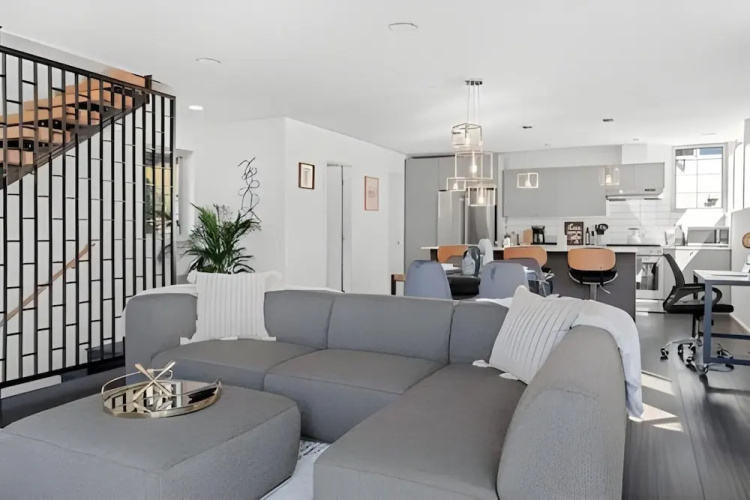 NEW 3BR Great Location Queen Anne W Rooftop