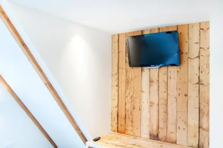 JorDam Loft Bed & Coffee