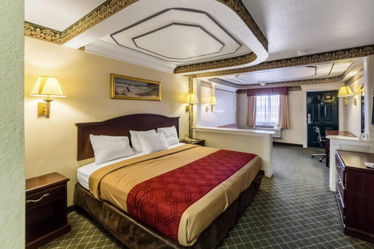 Three Rivers Executive Inn & Suites By OYO