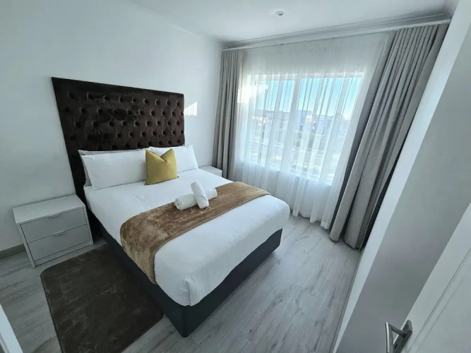 Dolphin Ridge Seaside Apartment