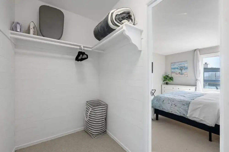 Gem by the sea None-obstructive Ocean View