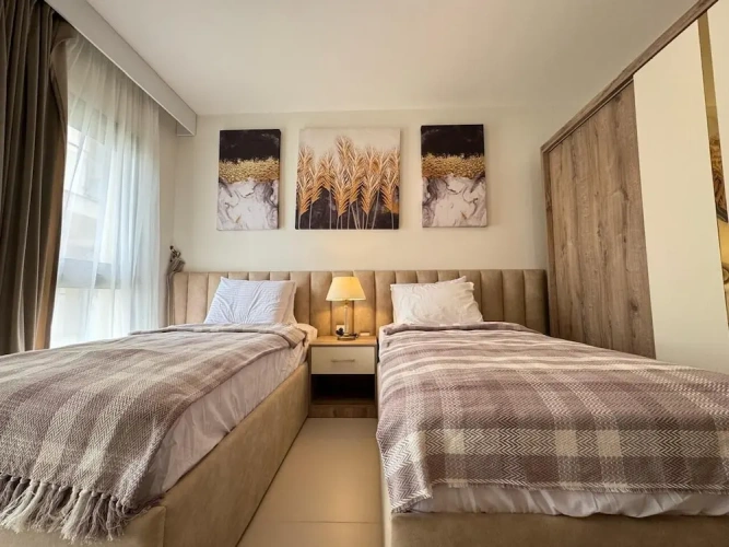 4 Bedrooms Standard Penthouse room with canal view