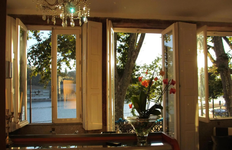 Porto Douro River Guest House