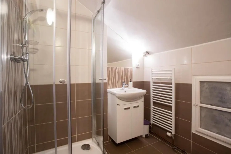 Standard Quintuple room