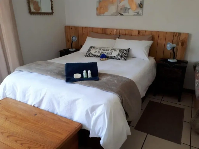 Standard Double room with pool view