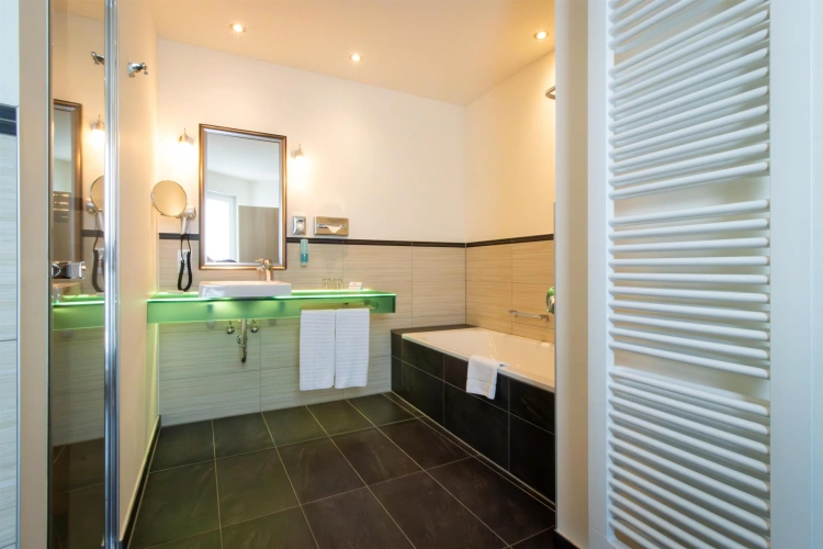 Double Suite
