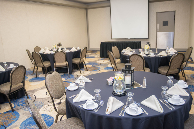 Eastland Suites Hotel & Conference Ctr, Trademark By Wyndham photo 20