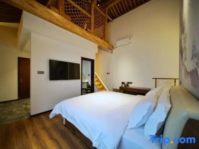 1 Bedroom Suite