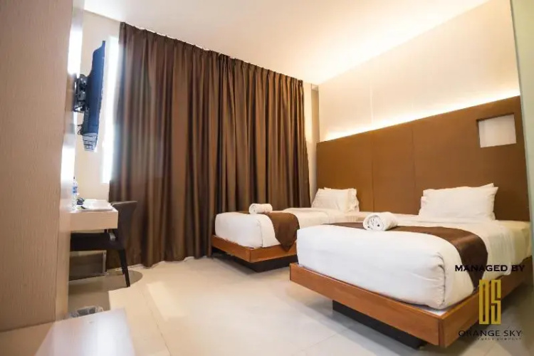 Sky Inn Express Hotel Bandara