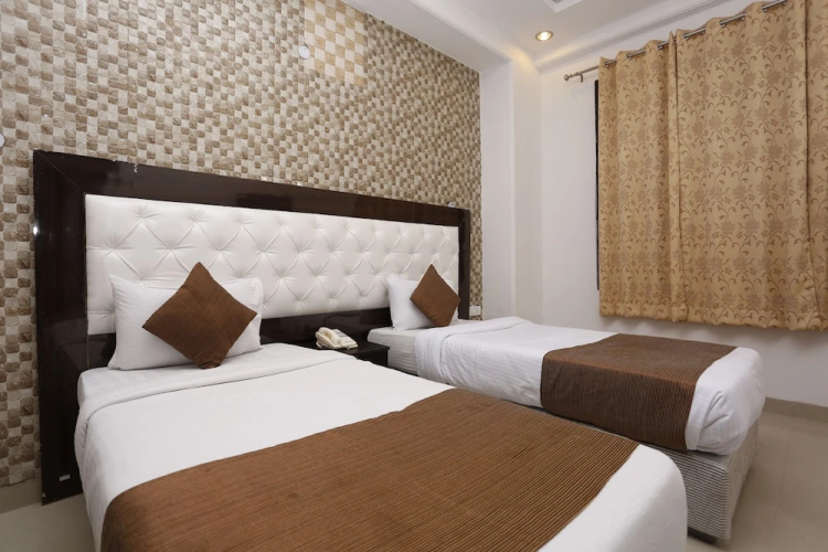 Mint City Center Suites