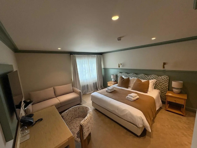 Dartmoor Lodge