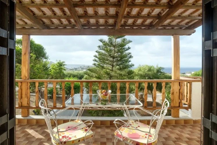 Apartment with balcony