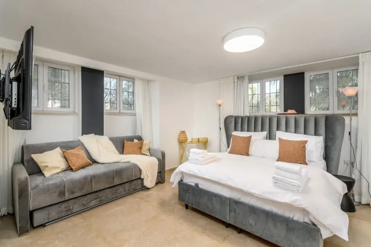 Nina Luxury Apartment