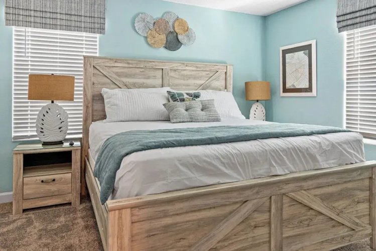 8BR Villa - Game Room & Themed Rooms