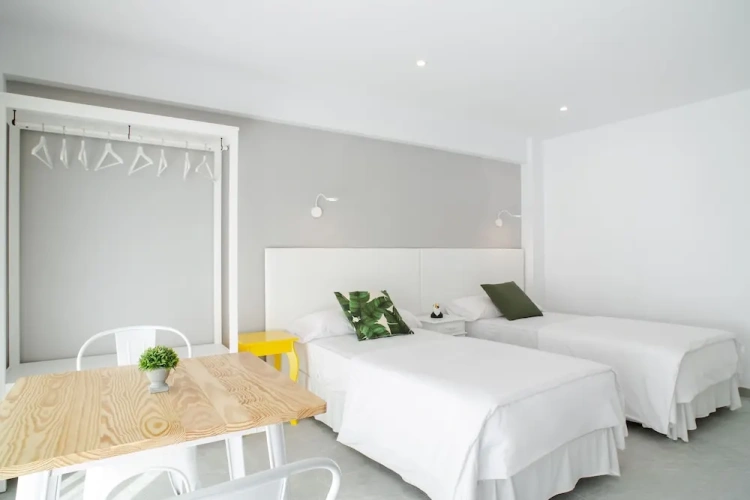 Economy Twin room