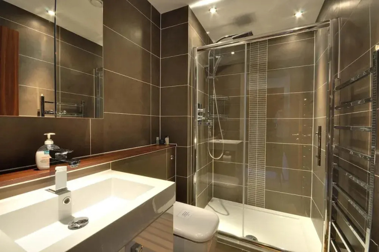 6 Sandbourne in Bournemouth