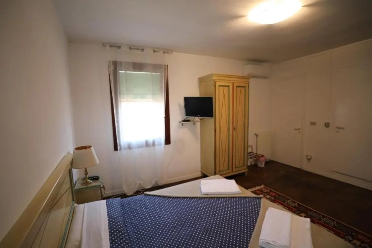 Deluxe Double room with city view