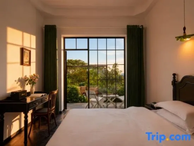 Double Suite with garden view