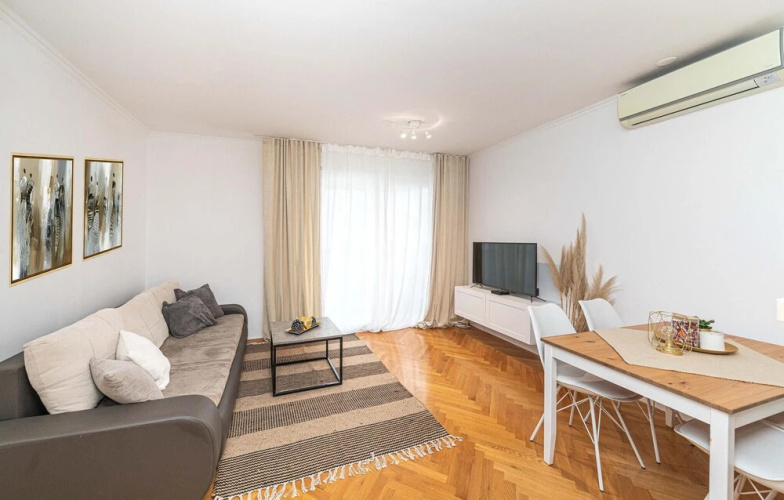 Beautiful Apartment in Split With Wifi and 1 Bedrooms