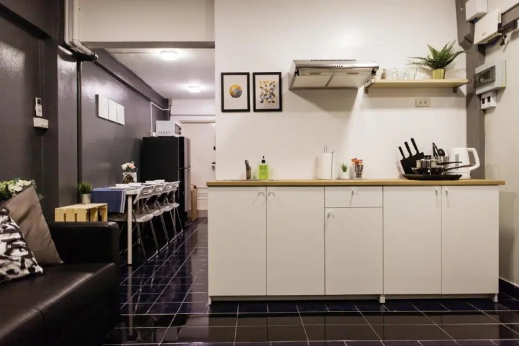 2 Bedrooms Apartment