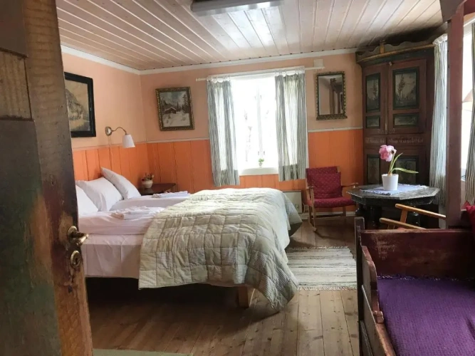 2 Bedrooms Suite