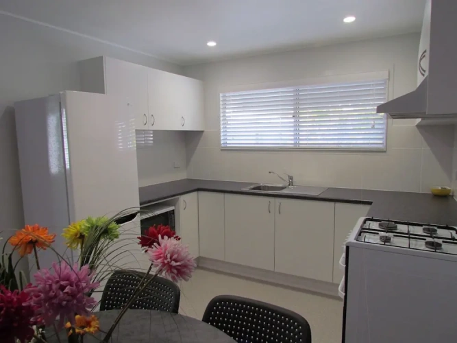 2 Bedrooms Quadruple Cottage