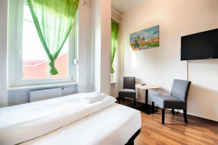Standard Single room