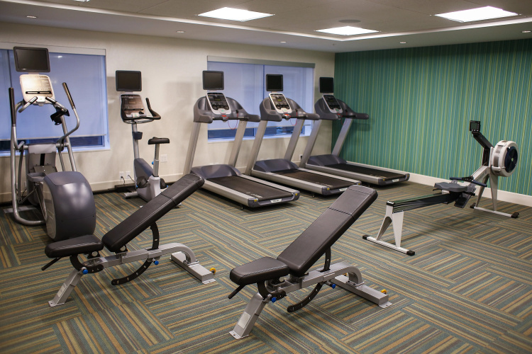 Holiday Inn Express And Suites Louisville Downtown photo 25