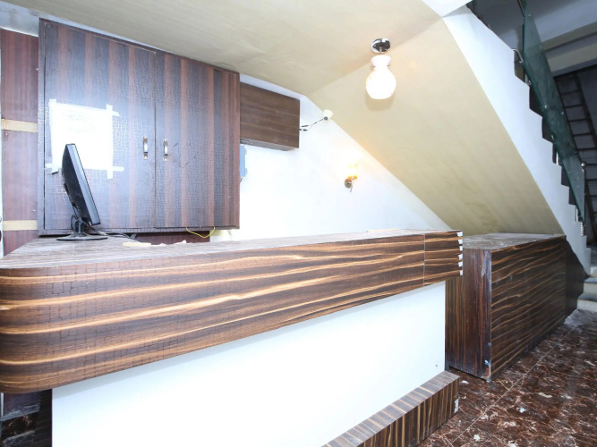 OYO 14165 Hotel Blue Diamond