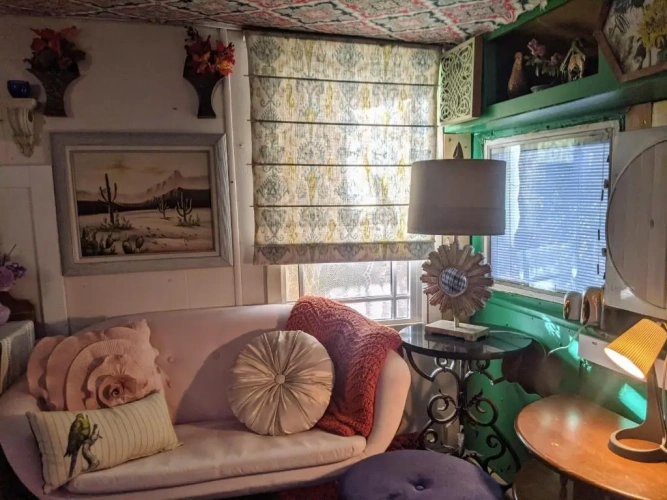 Deluxe Bungalow